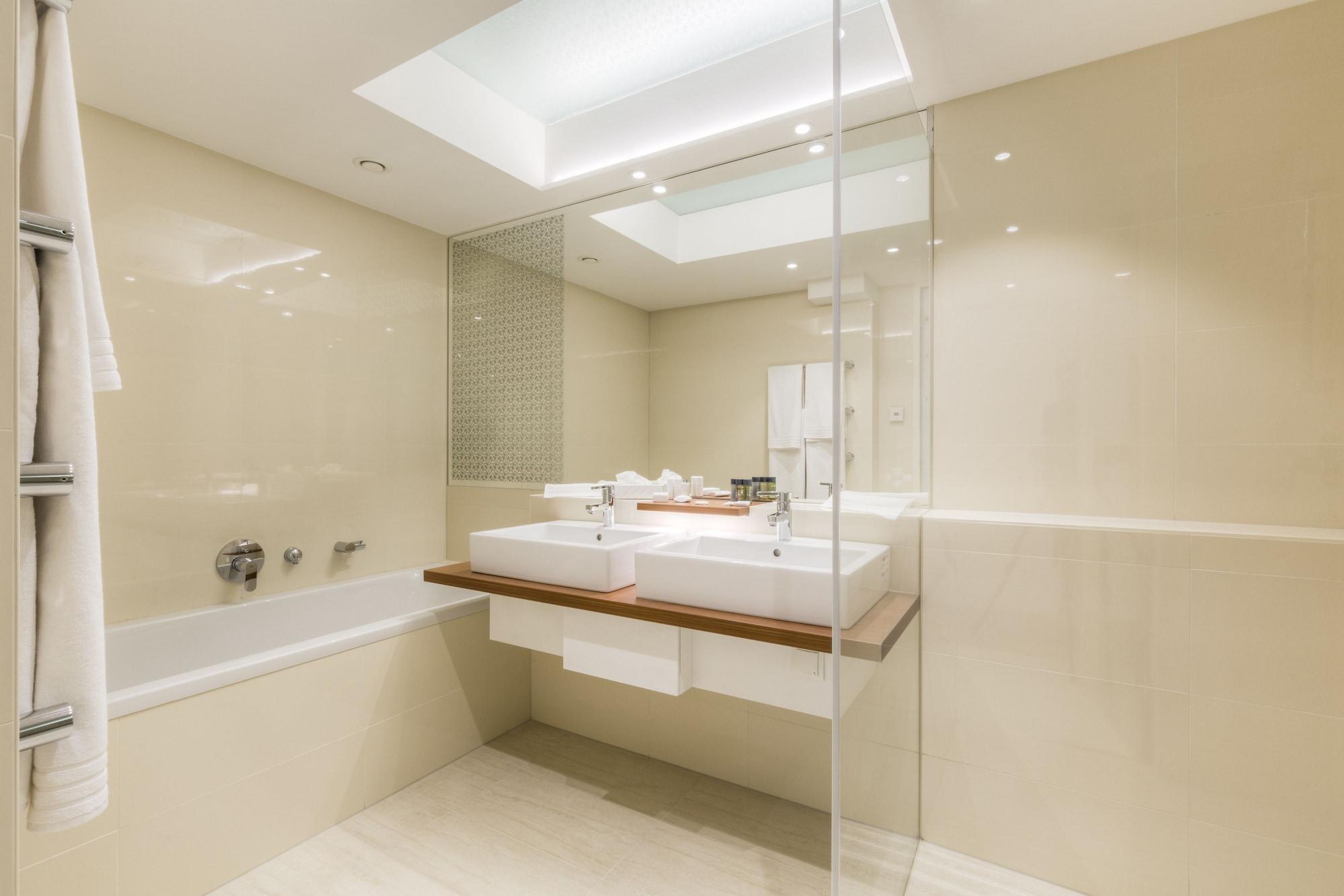 Vienna Grand Apartments Danube Екстер'єр фото