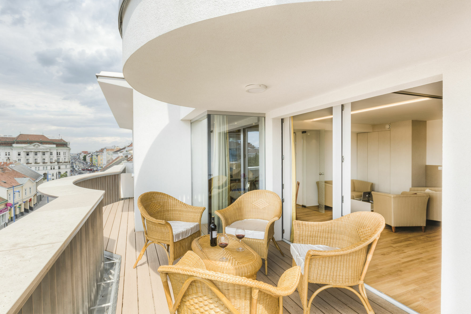 Vienna Grand Apartments Danube Екстер'єр фото
