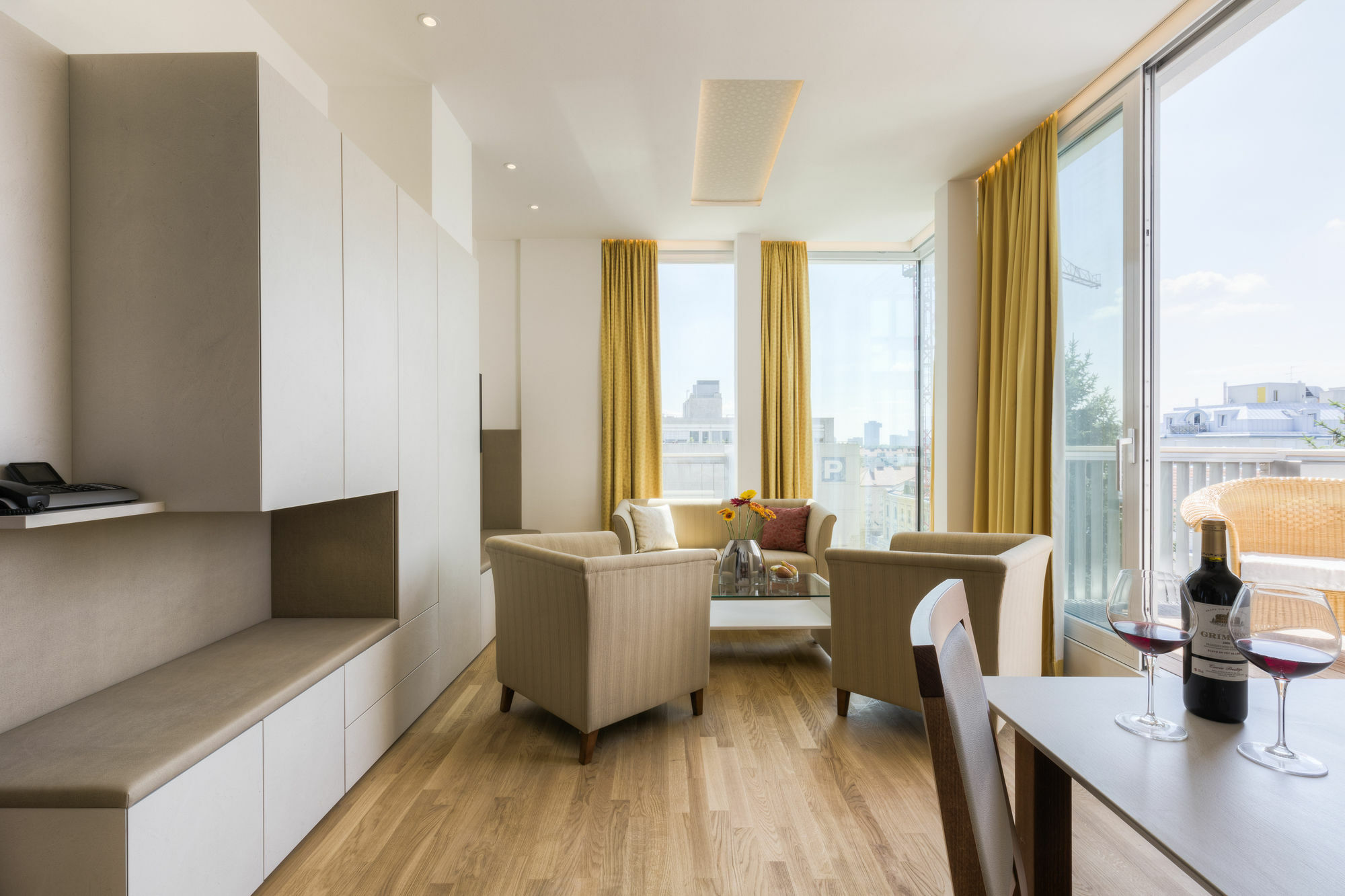 Vienna Grand Apartments Danube Екстер'єр фото